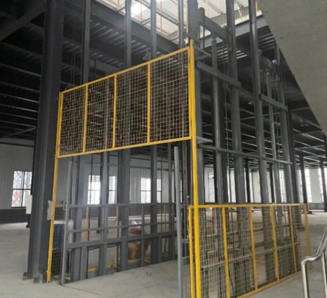 米东请详细介绍一下货梯安装在室外的维护方法